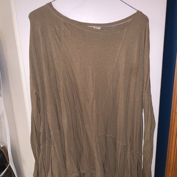 Tops - Long Sleeve Boutique Shirt -- Medium
